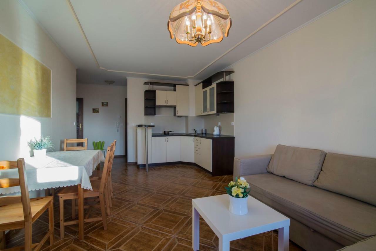 Pionow Rodzinne Apartamenty Urocza 10 Krynica Morska Exterior foto