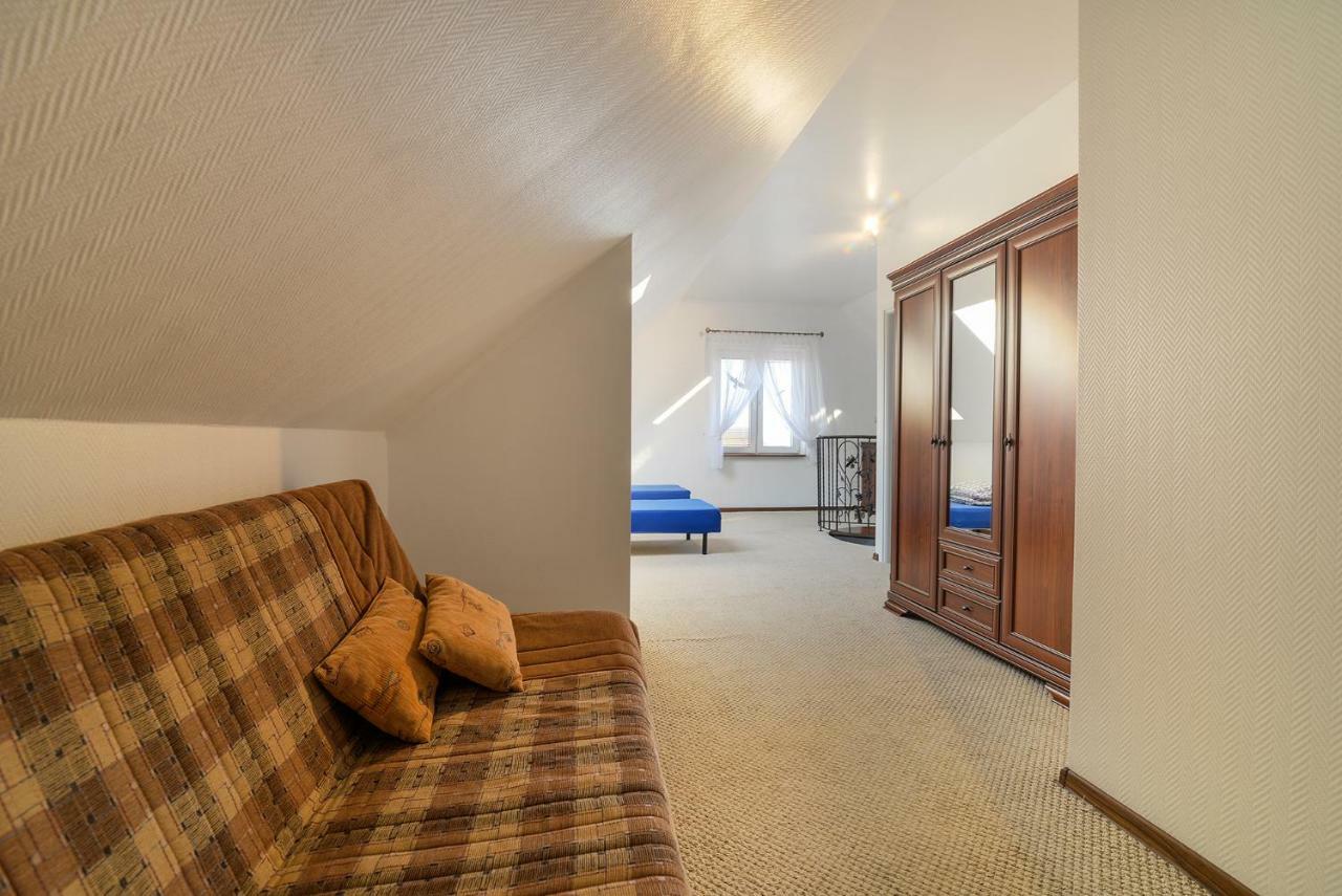 Pionow Rodzinne Apartamenty Urocza 10 Krynica Morska Exterior foto